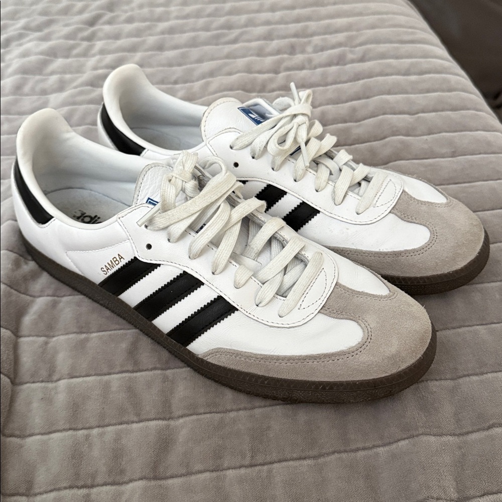 Adidas Samba White and Black Trainers